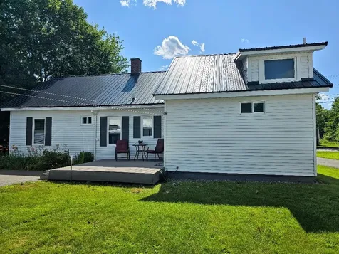 35 Harrison Avenue Dover-foxcroft ME 04426