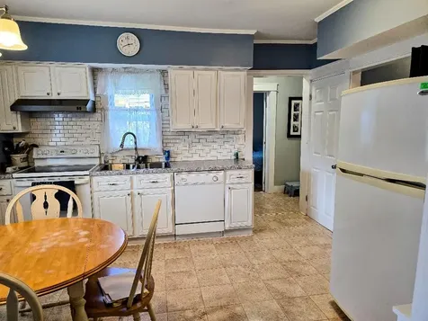 35 Harrison Avenue Dover-foxcroft ME 04426