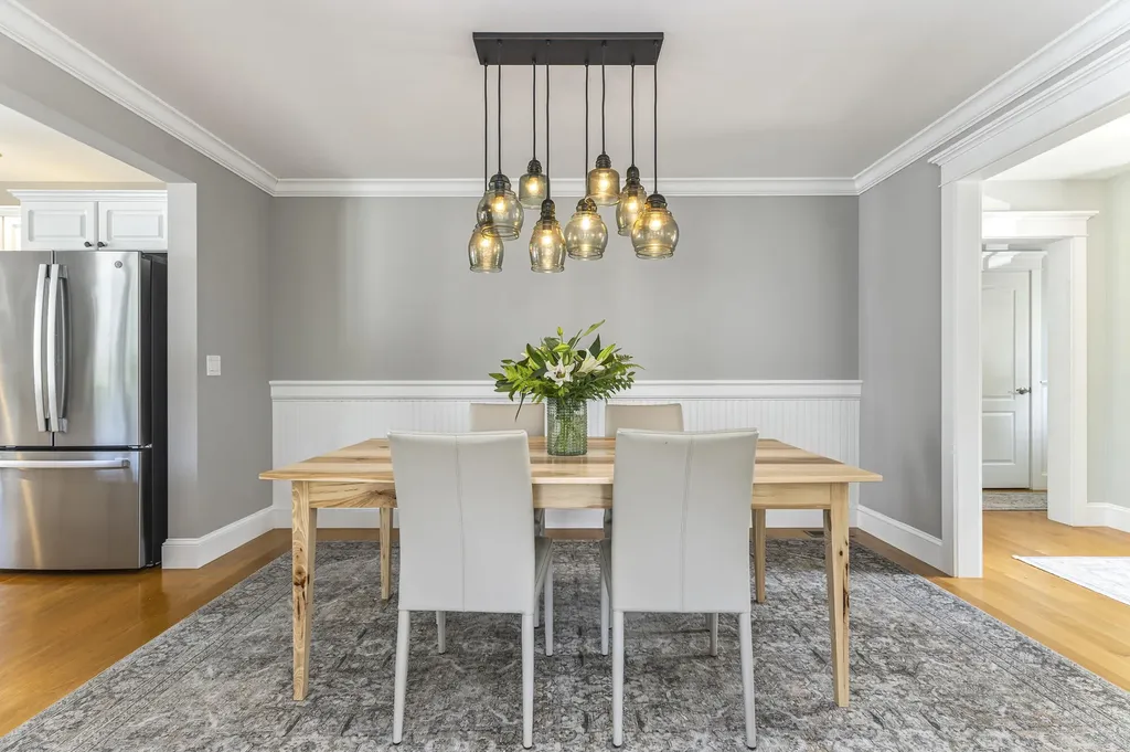 18 Ballantyne Drive Scarborough ME 04074