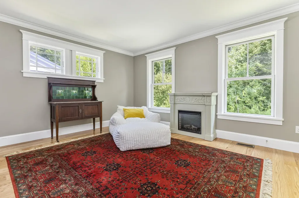18 Ballantyne Drive Scarborough ME 04074