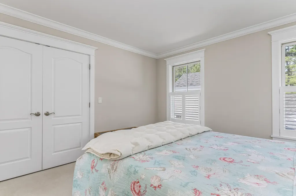 18 Ballantyne Drive Scarborough ME 04074