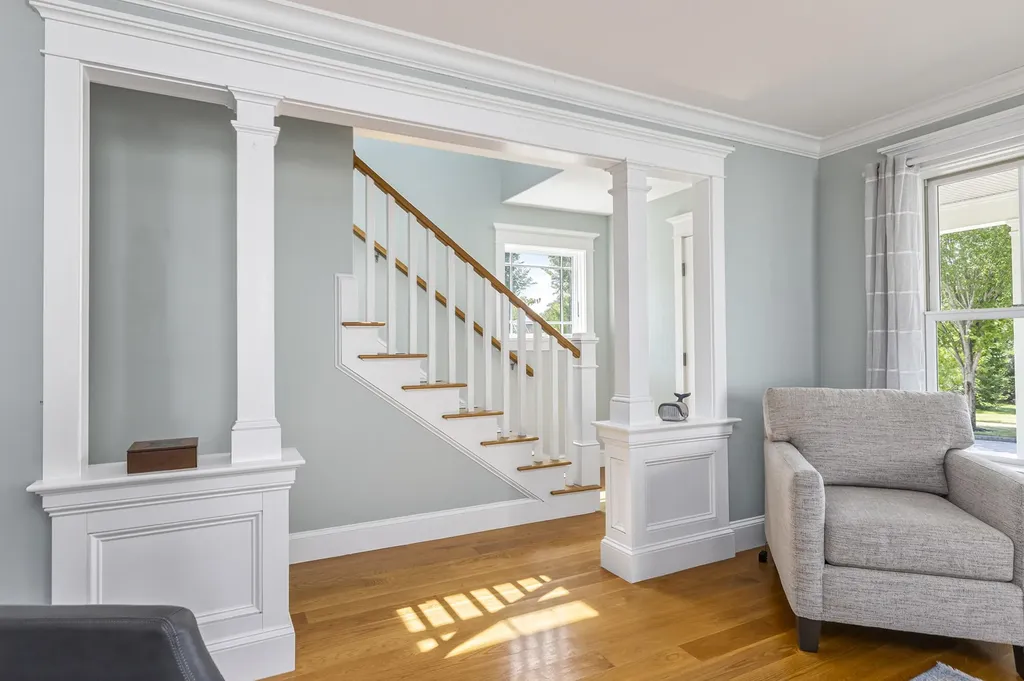 18 Ballantyne Drive Scarborough ME 04074
