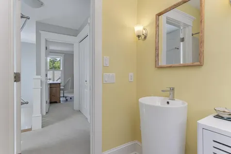 18 Ballantyne Drive Scarborough ME 04074