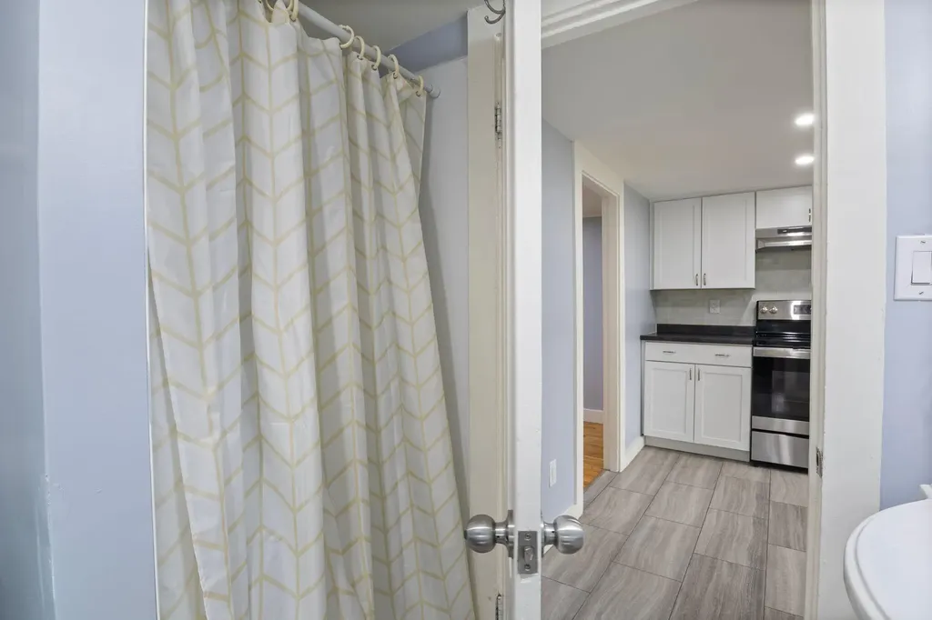 51 Ninth Street Auburn ME 04210