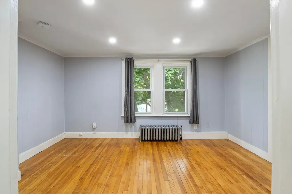 51 Ninth Street Auburn ME 04210
