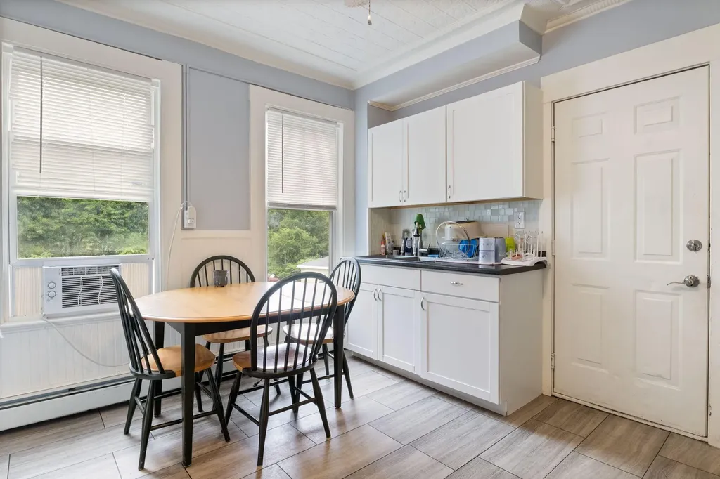 51 Ninth Street Auburn ME 04210