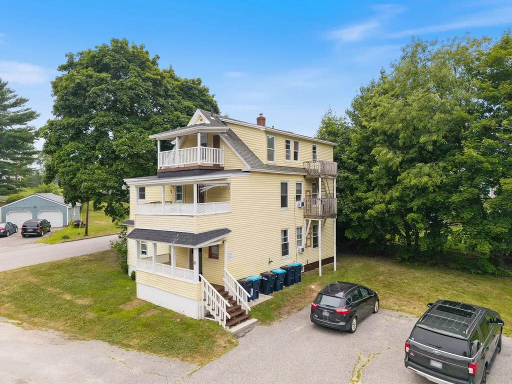 51 Ninth Street Auburn ME 04210