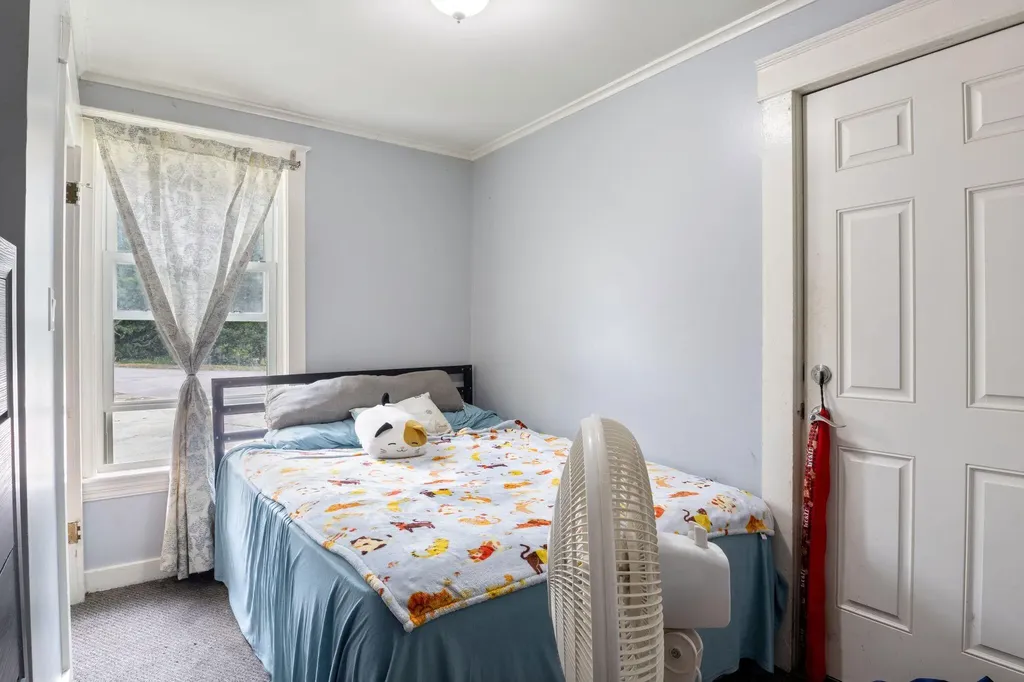 51 Ninth Street Auburn ME 04210