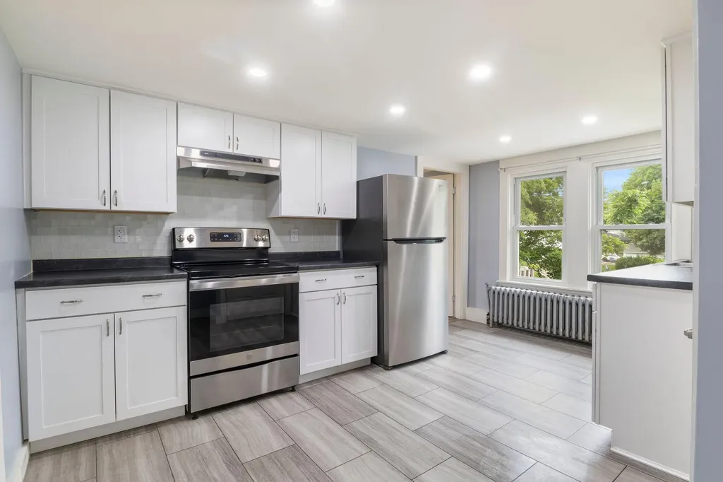 51 Ninth Street Auburn ME 04210
