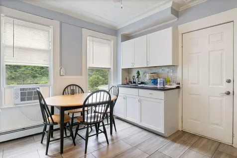 51 Ninth Street Auburn ME 04210