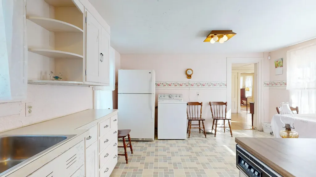 884 River Road Saint George ME 04860