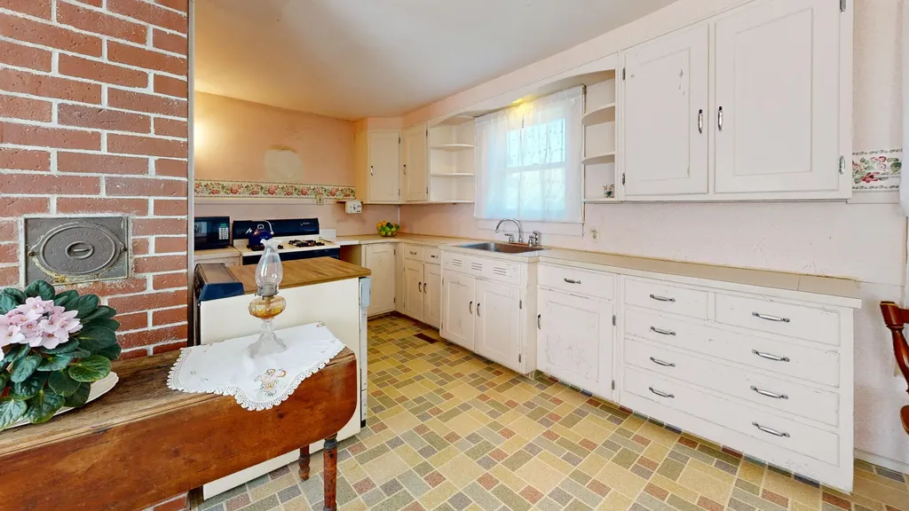 884 River Road Saint George ME 04860