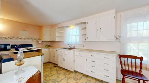 884 River Road Saint George ME 04860