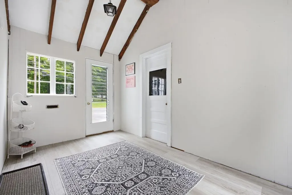 36 Narragansett Street Gorham ME 04038