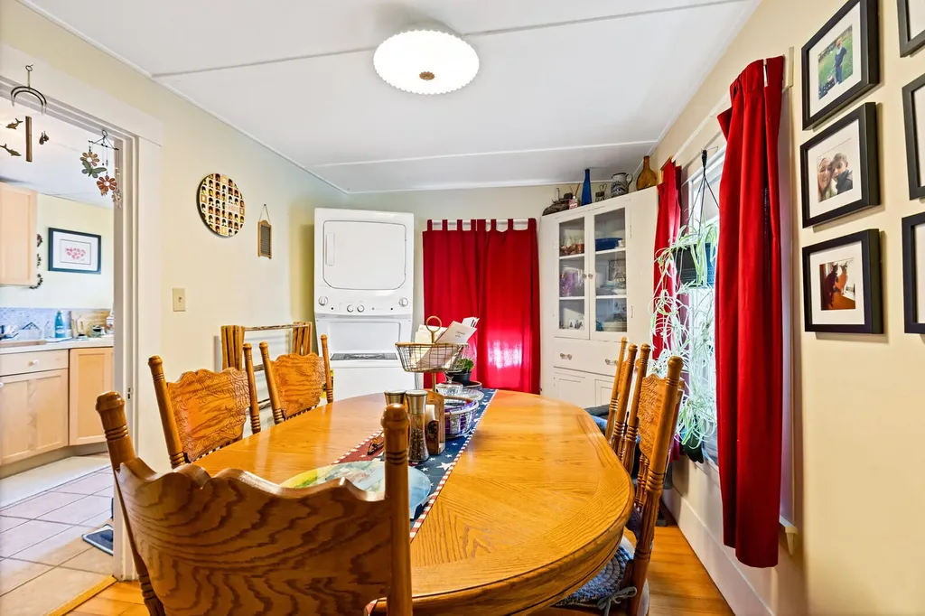 516 Riverside Drive Augusta ME 04330
