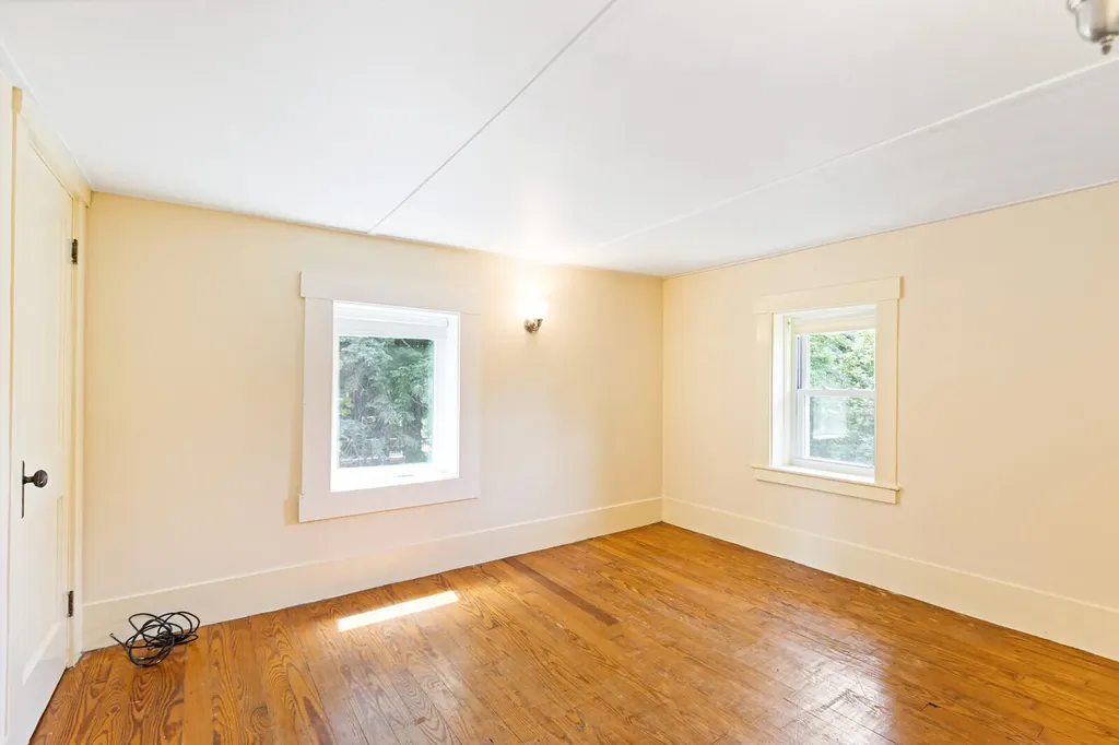 516 Riverside Drive Augusta ME 04330