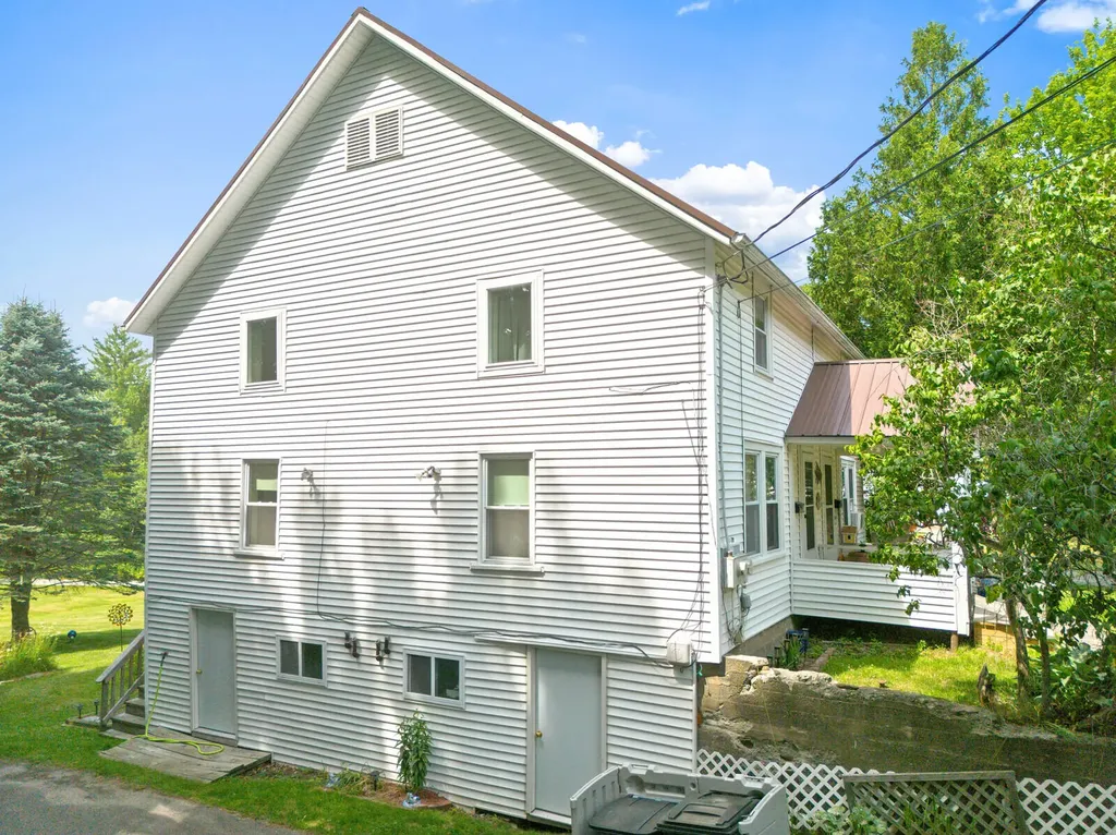 516 Riverside Drive Augusta ME 04330