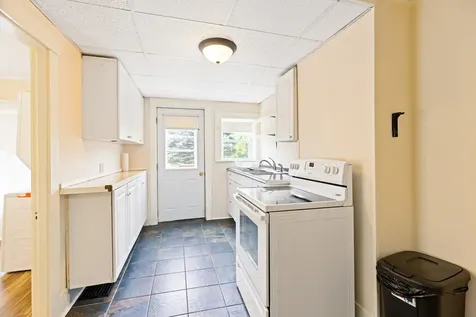 516 Riverside Drive Augusta ME 04330