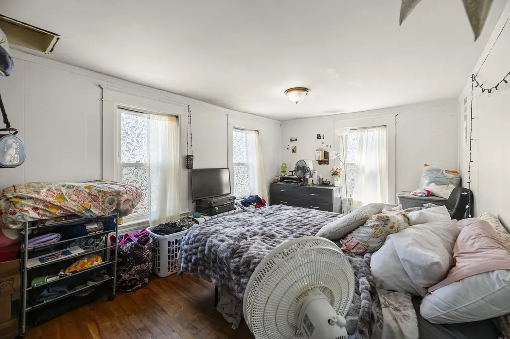 4 Monroe Street Augusta ME 04330