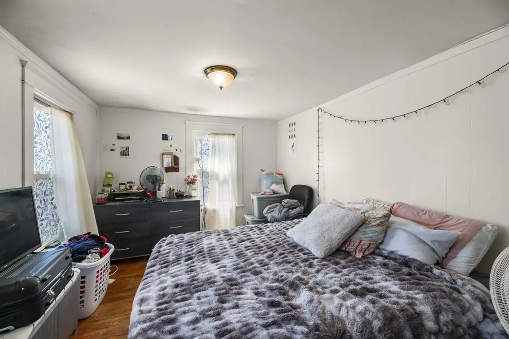 4 Monroe Street Augusta ME 04330