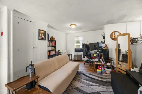 4 Monroe Street Augusta ME 04330