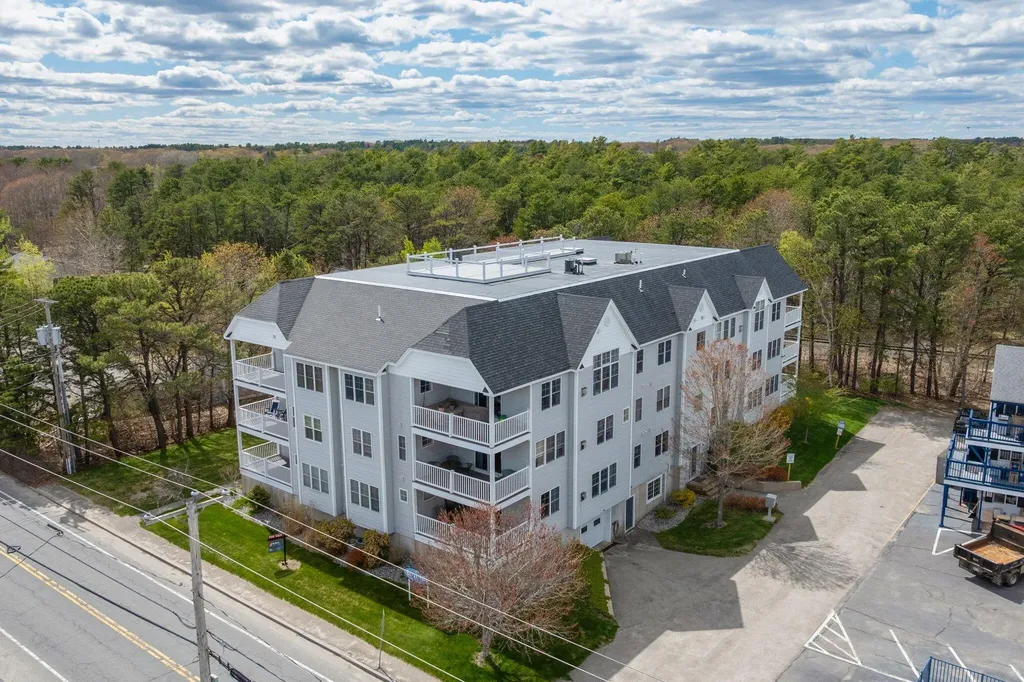 170 East Grand Avenue Old Orchard Beach ME 04064