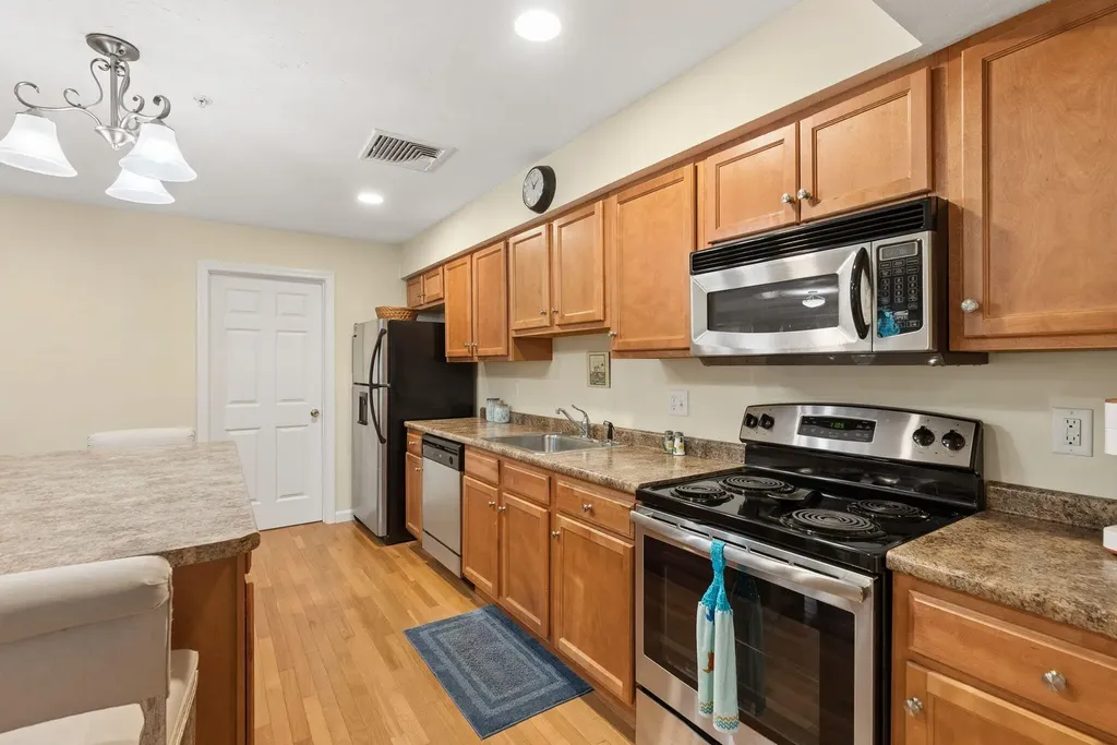 170 East Grand Avenue Old Orchard Beach ME 04064