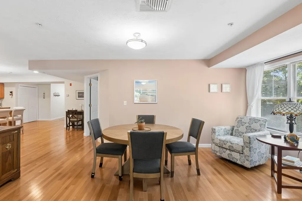 170 East Grand Avenue Old Orchard Beach ME 04064