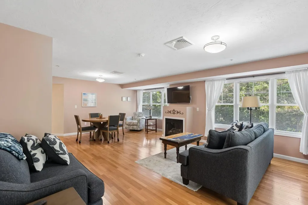 170 East Grand Avenue Old Orchard Beach ME 04064