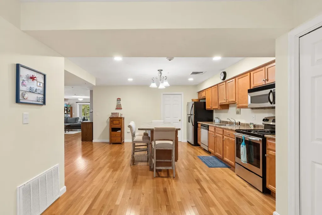 170 East Grand Avenue Old Orchard Beach ME 04064
