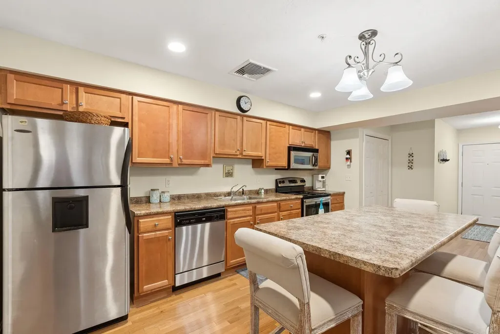 170 East Grand Avenue Old Orchard Beach ME 04064
