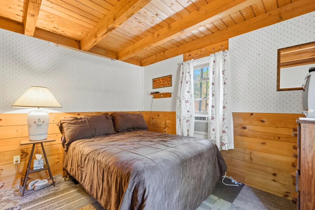 31 Whippoorwill Lane Newfield ME 04095