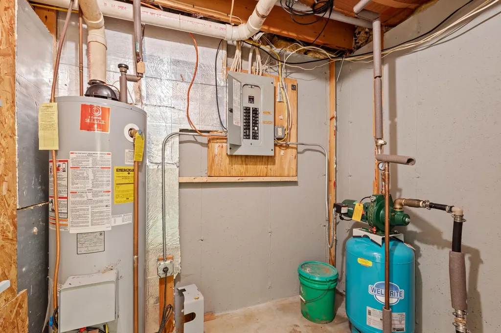 31 Whippoorwill Lane Newfield ME 04095