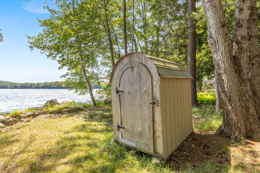 31 Whippoorwill Lane Newfield ME 04095