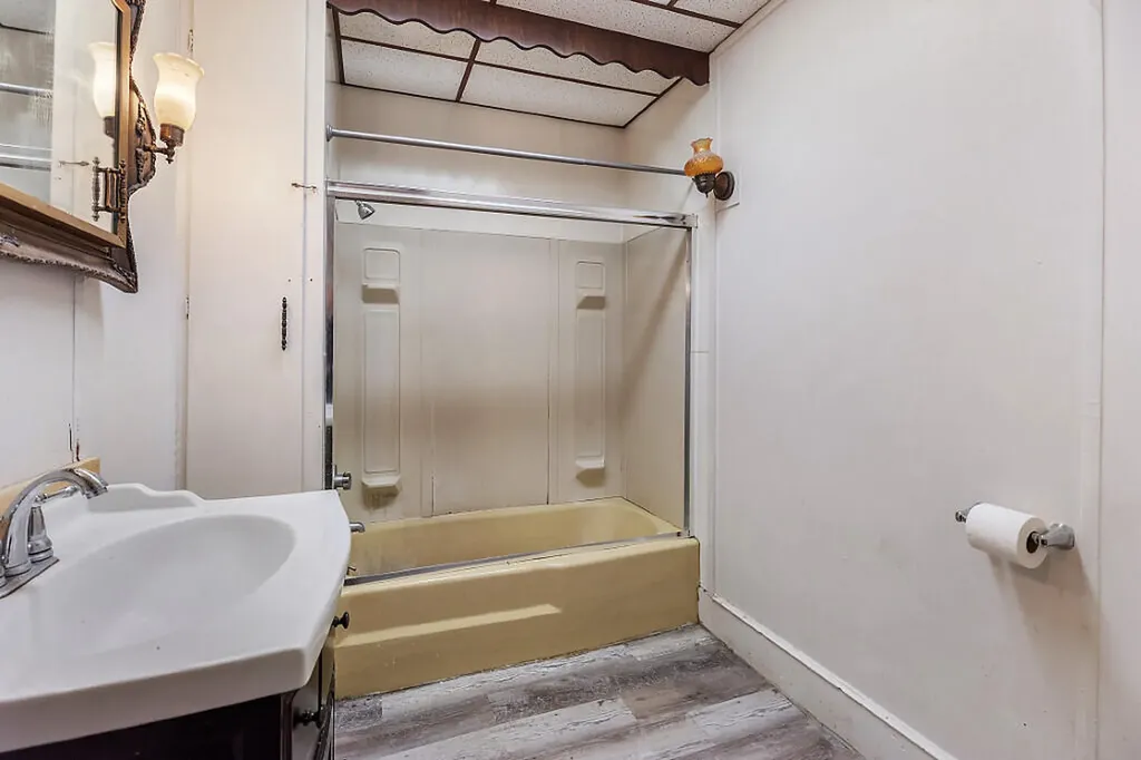 54 Weston Avenue Madison ME 04950