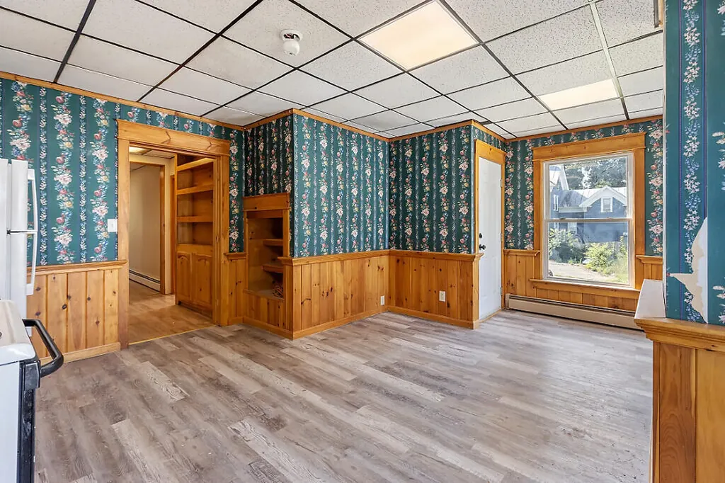54 Weston Avenue Madison ME 04950