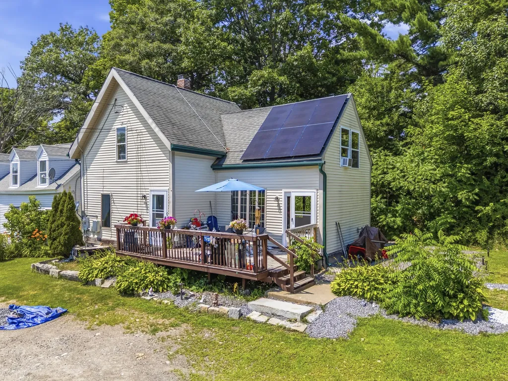 46 Windsor Street Randolph ME 04346
