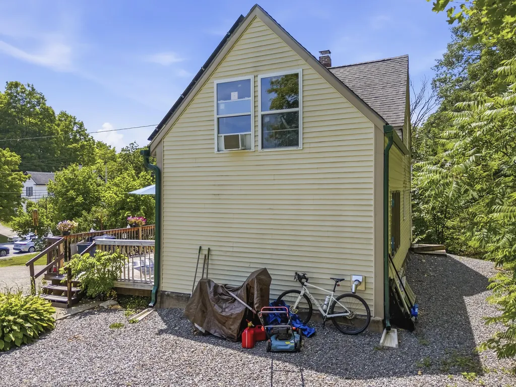 46 Windsor Street Randolph ME 04346