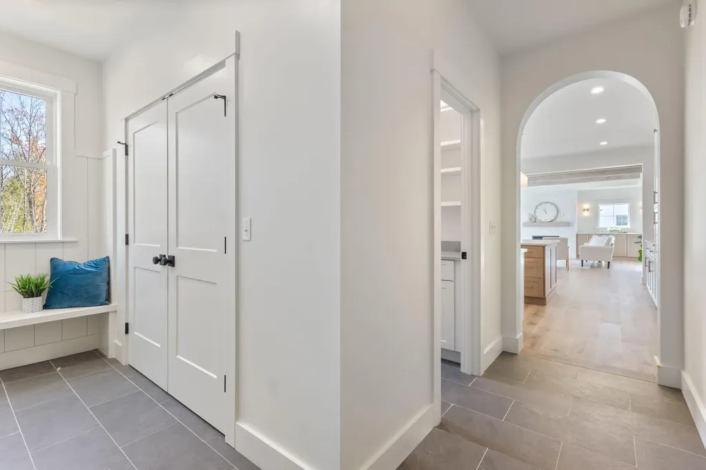 19 Paulsen Drive Scarborough ME 04074