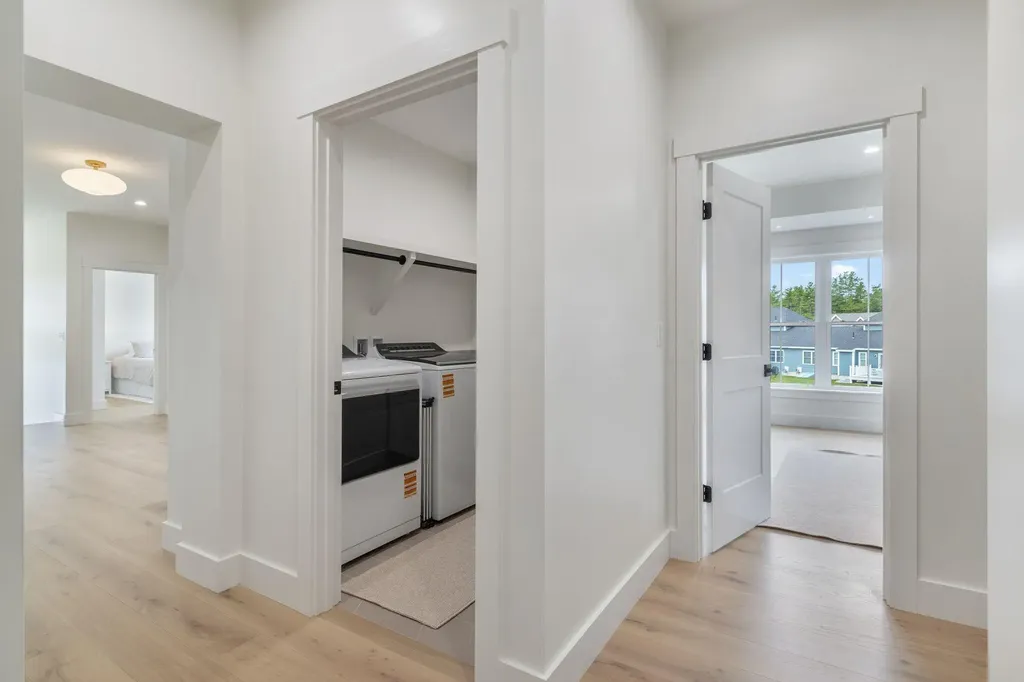 19 Paulsen Drive Scarborough ME 04074