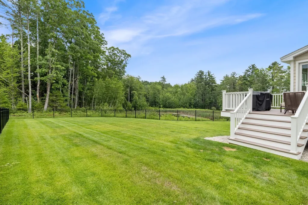19 Paulsen Drive Scarborough ME 04074
