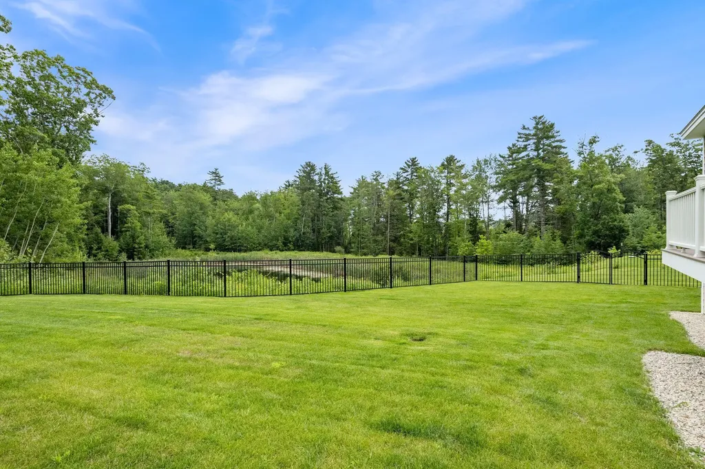 19 Paulsen Drive Scarborough ME 04074