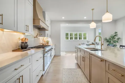 19 Paulsen Drive Scarborough ME 04074