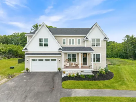 19 Paulsen Drive Scarborough ME 04074