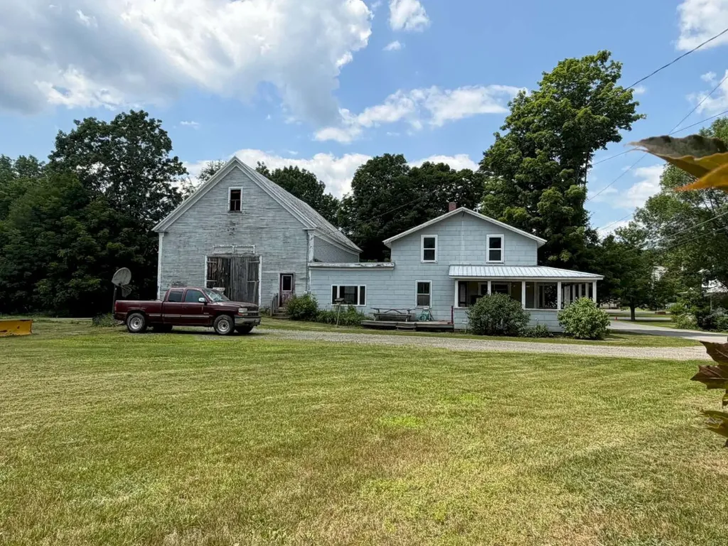 11 Church Hill Road Strong ME 04983