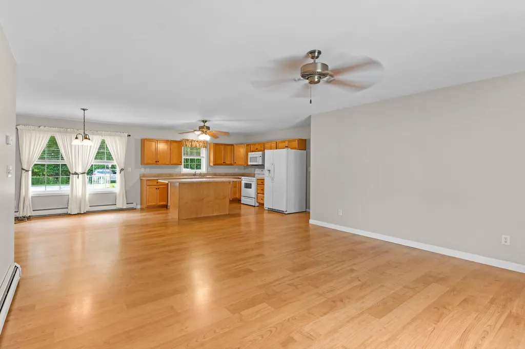 16 Marsh View Drive Turner ME 04282