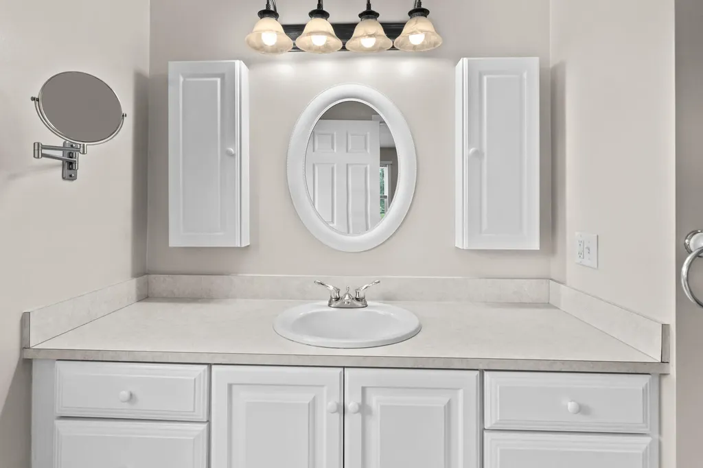 16 Marsh View Drive Turner ME 04282