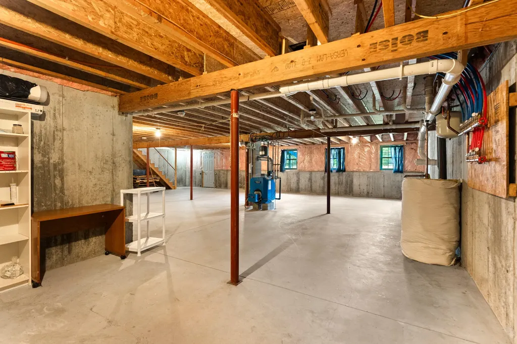 16 Marsh View Drive Turner ME 04282