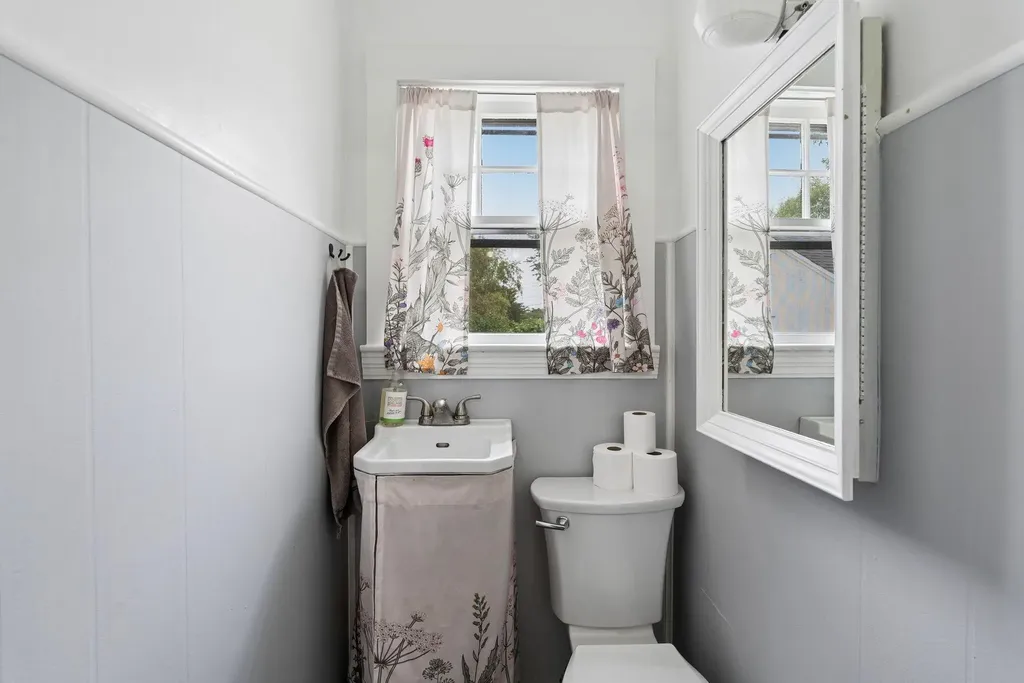 29 State Road West Bath ME 04530