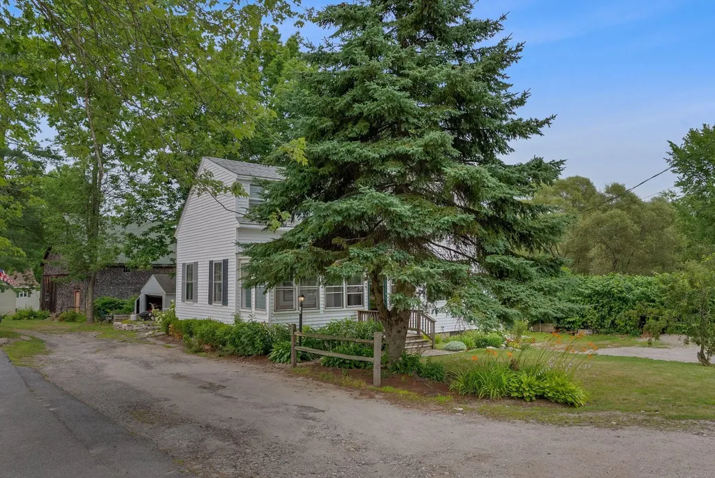 29 State Road West Bath ME 04530
